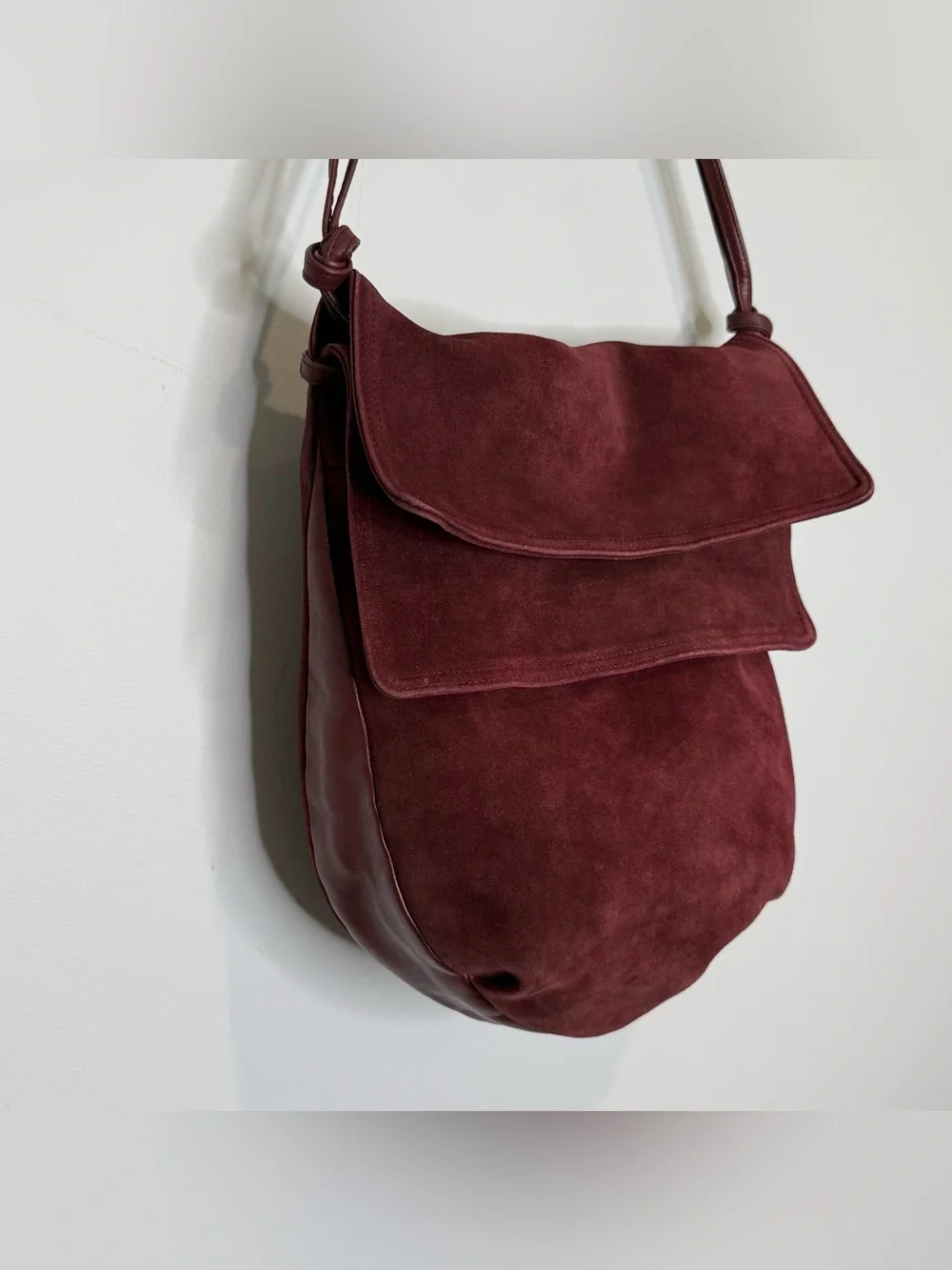 Vintage Bottega Veneta maroon suede and leather shoulder bag
